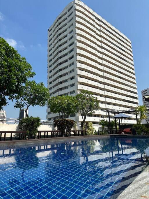Delightful Condo In Central Location At Sukhumvit 49 Bangkok Exterior foto
